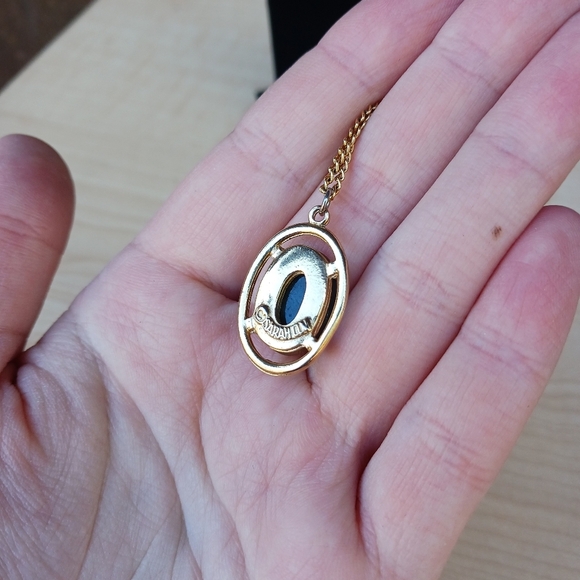 Sarah Coventry Light of the East Pendant Necklace Gold Tone - Picture 5 of 9